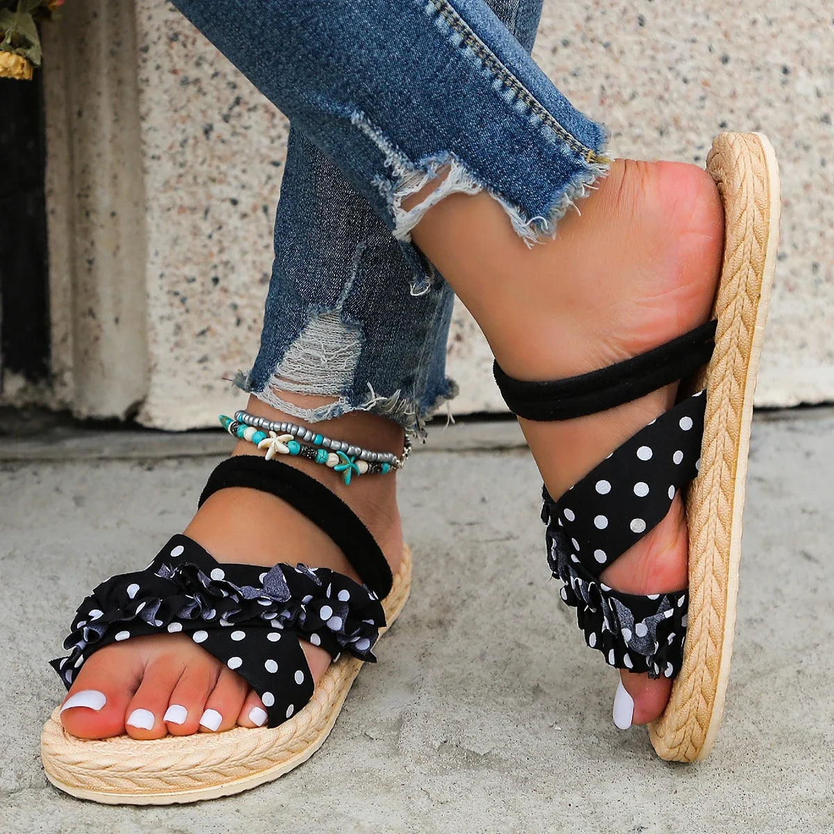 Non Slip and Wear-Resistant Lace Strap Flat Heel Sandals